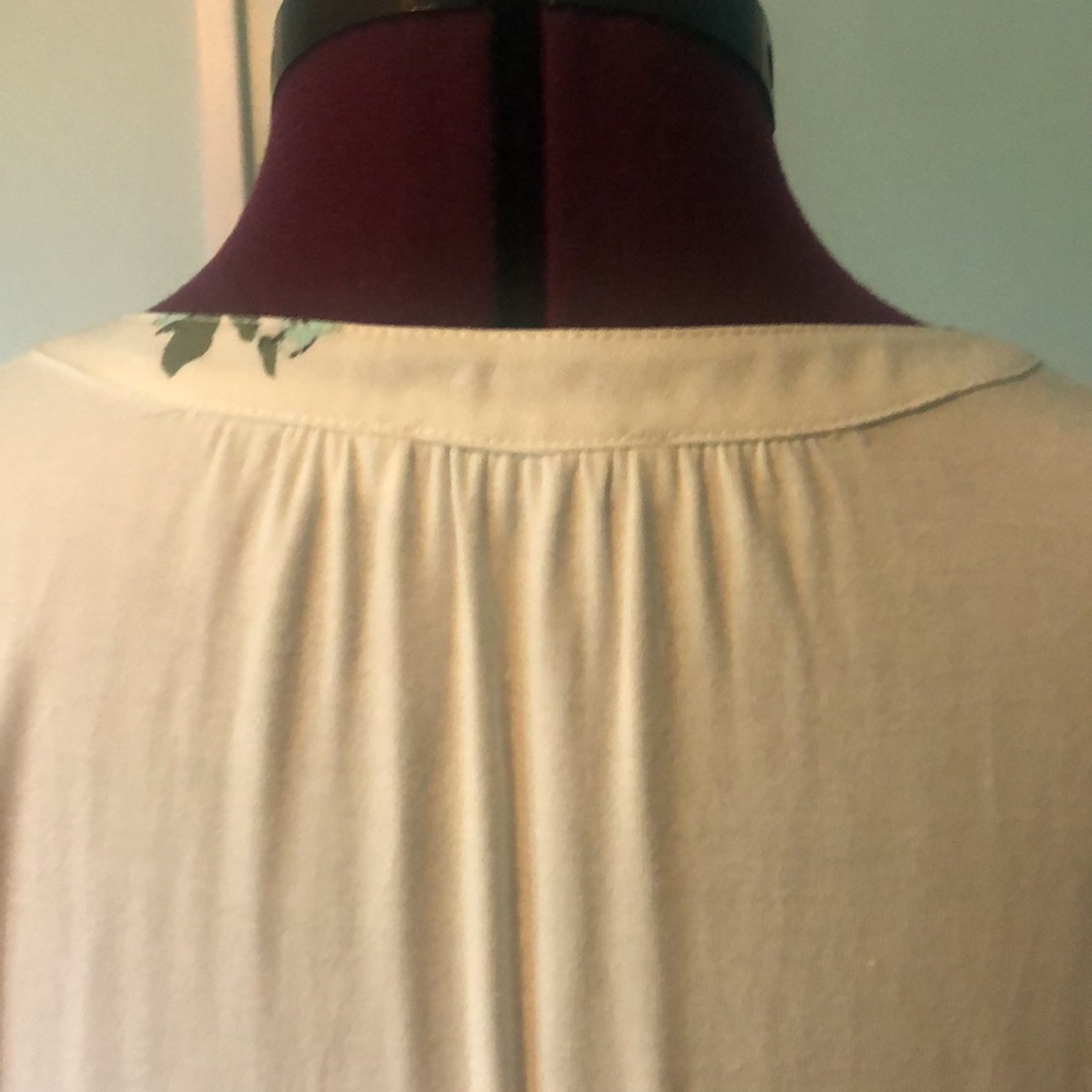 Ricki’s sleeveless top - Picture 6 of 8